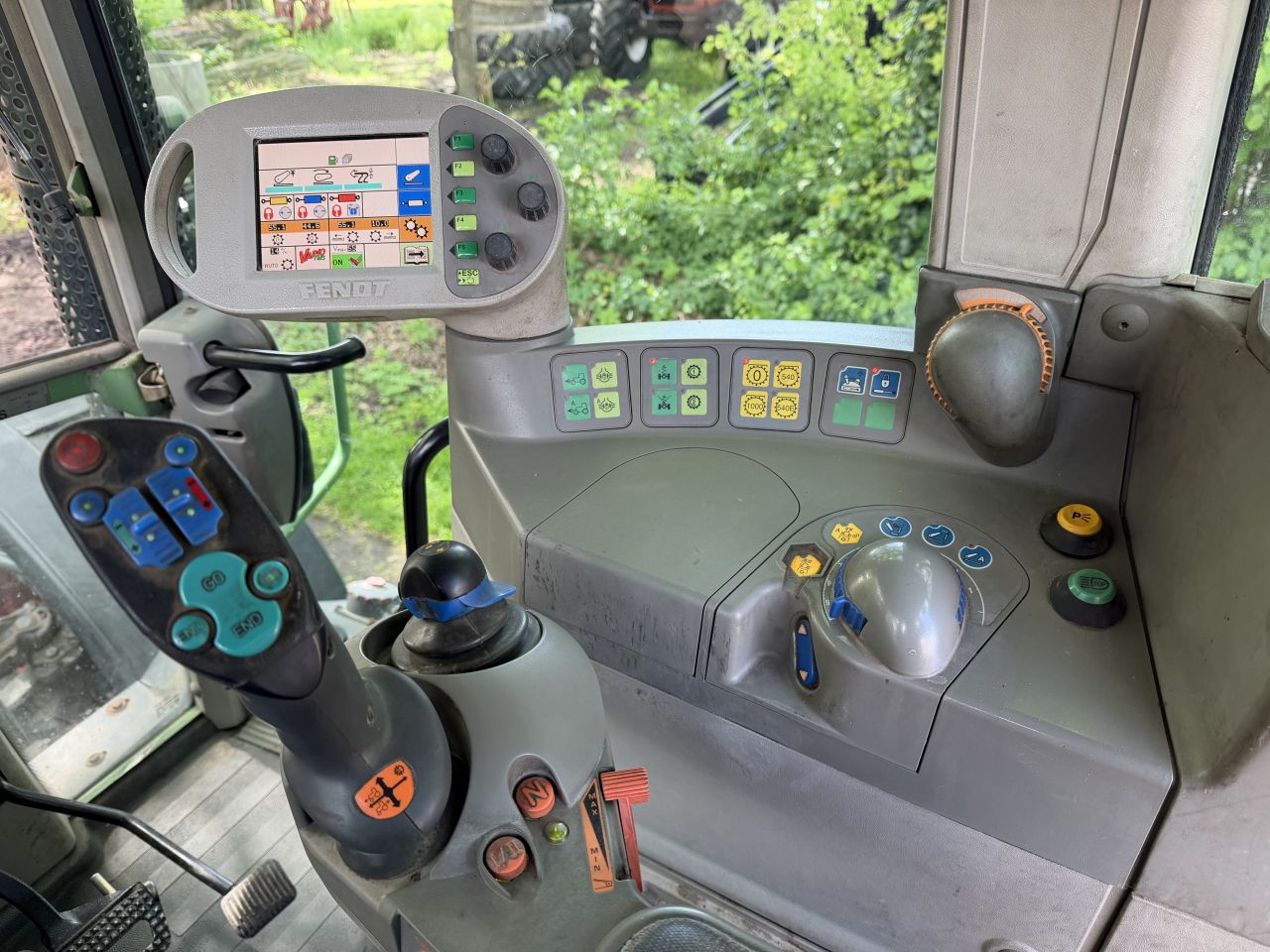Fendt 415 Vario TMS