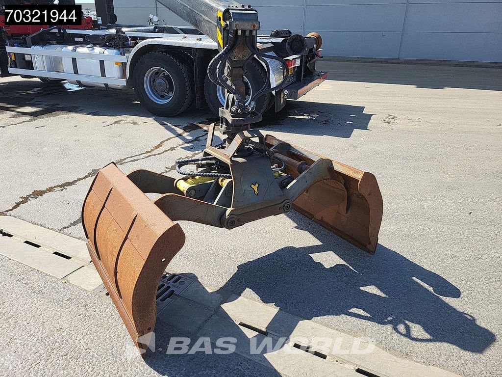 Mercedes Arocs Arocs 2840 6X4 HMF 1444-Z2 Crane VDL S-21-5500 containersystem Big-Axle Euro 6