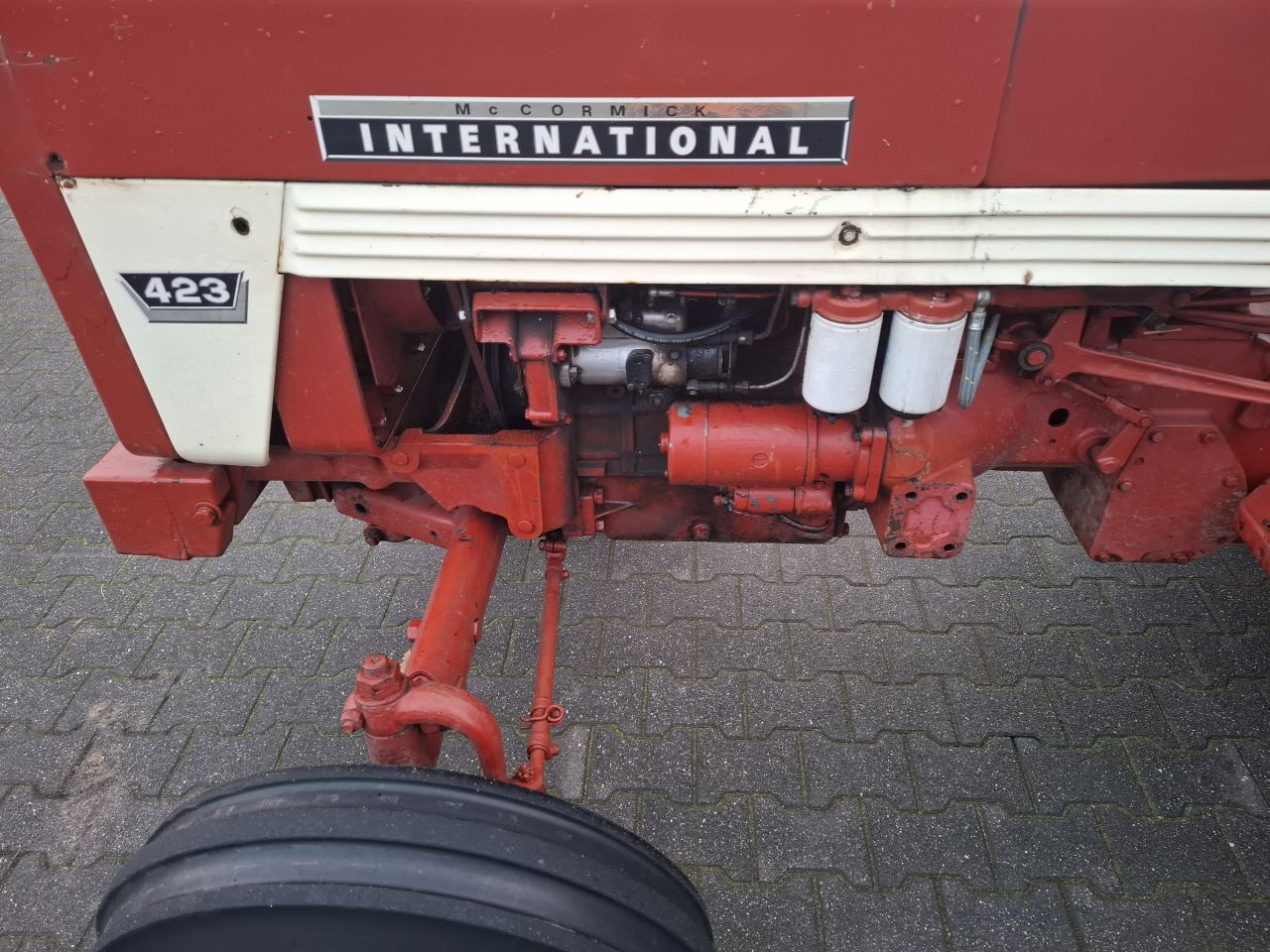 International 423 motor defect