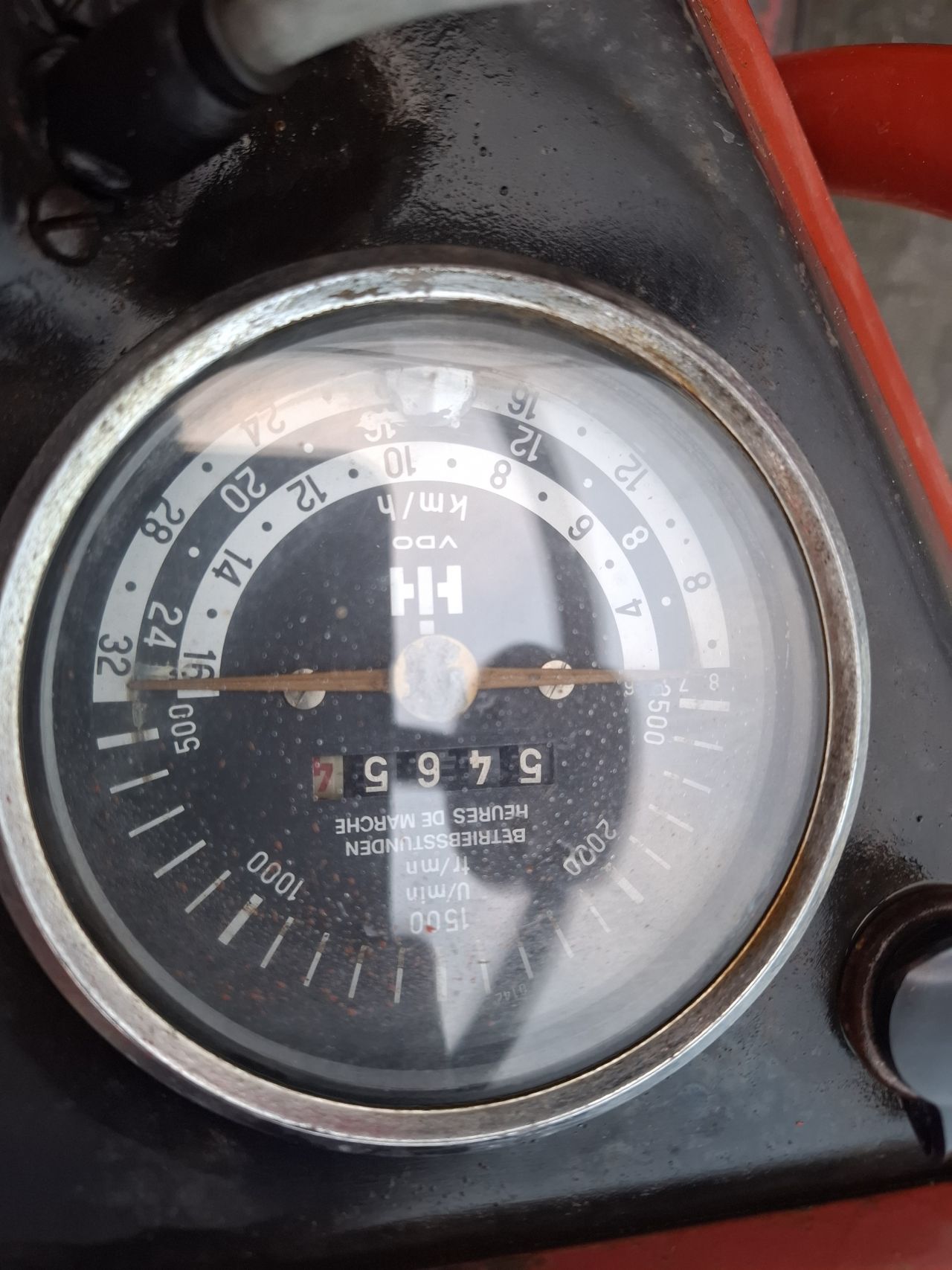 International 423 motor defect