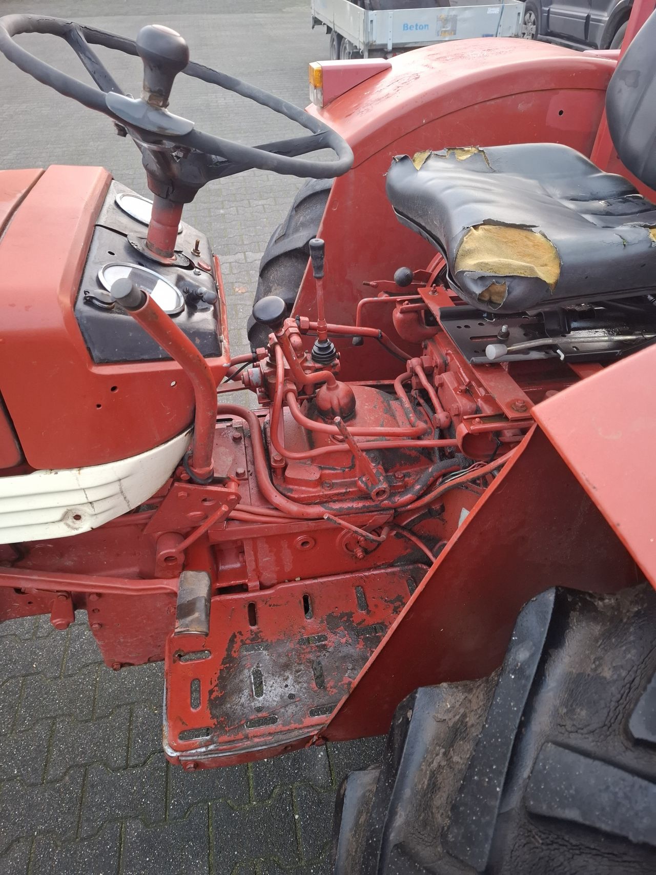 International 423 motor defect