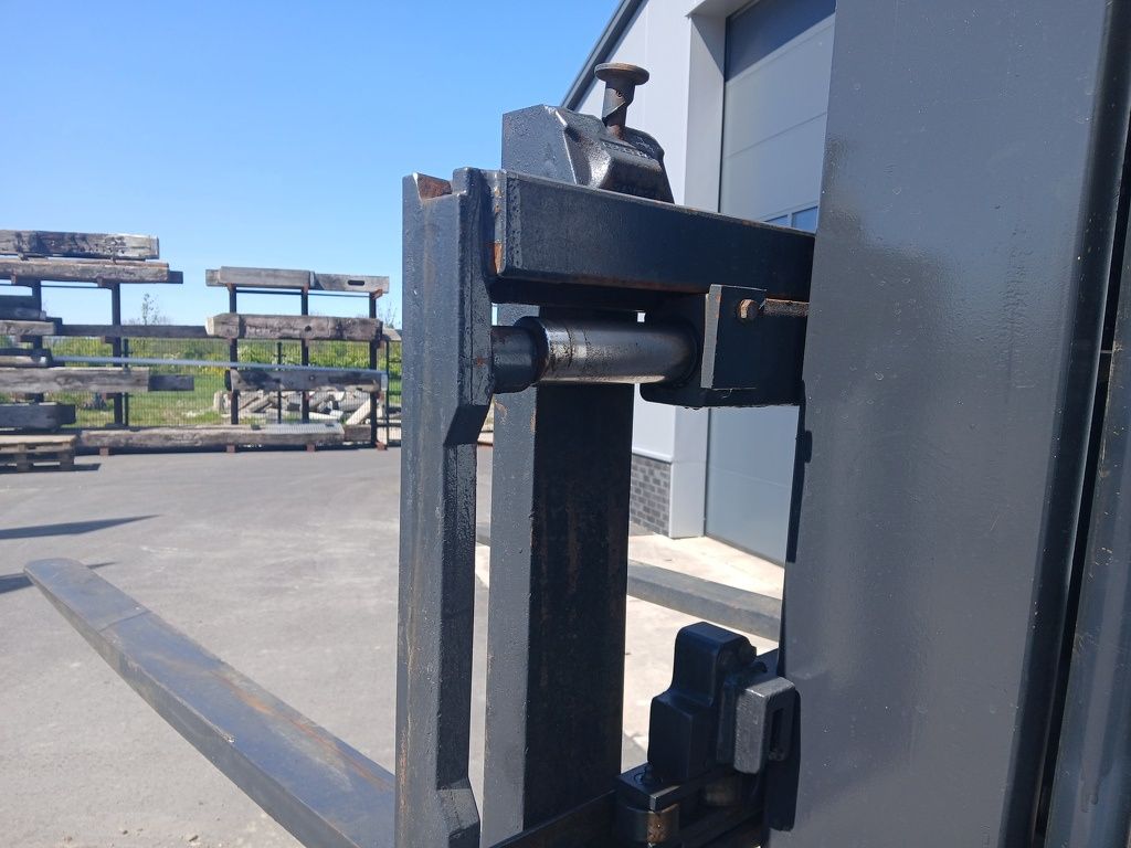 Linde H30D