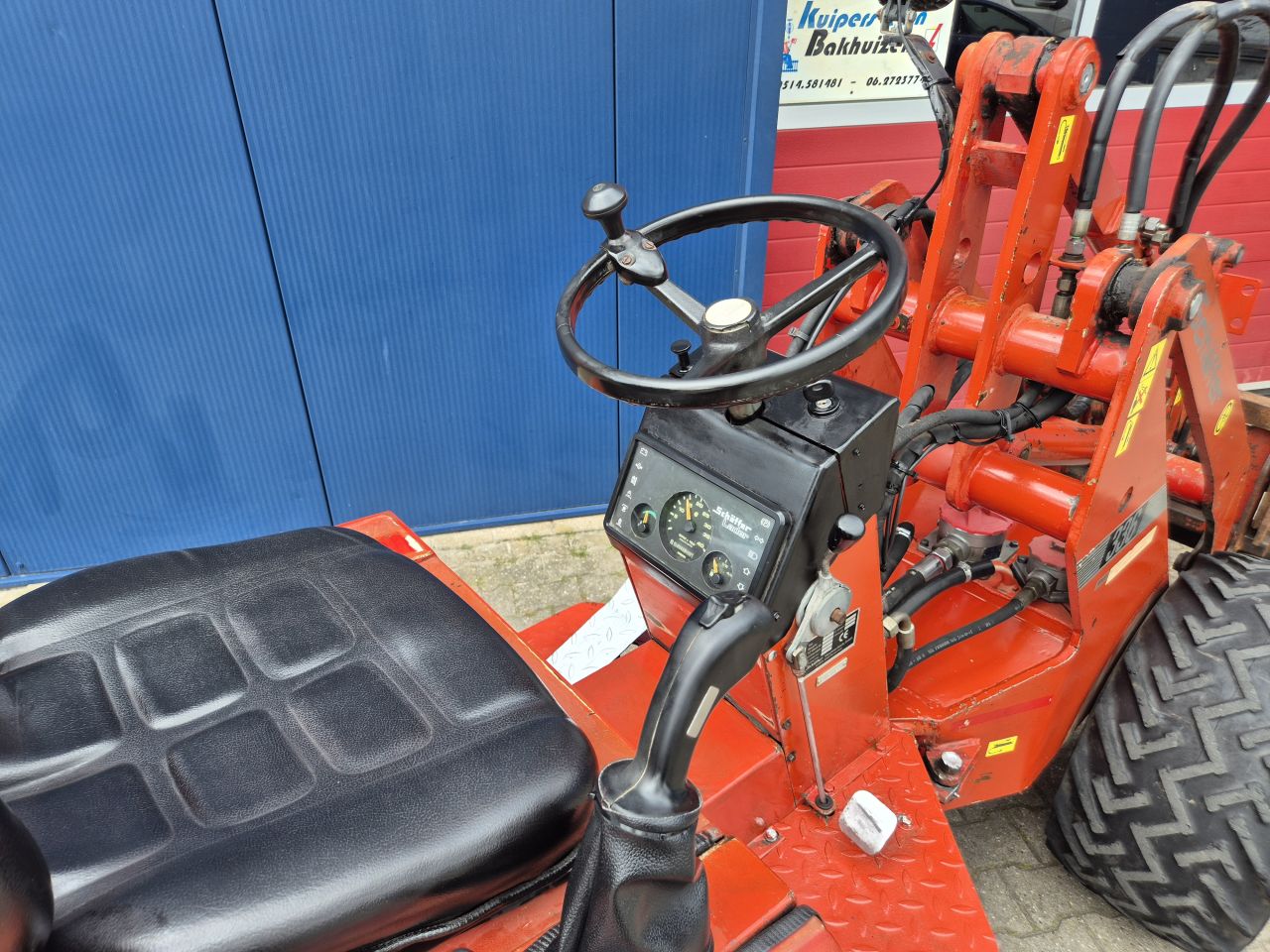 SCHAFFER 336 SHOVEL MET KUBOTA 36PK