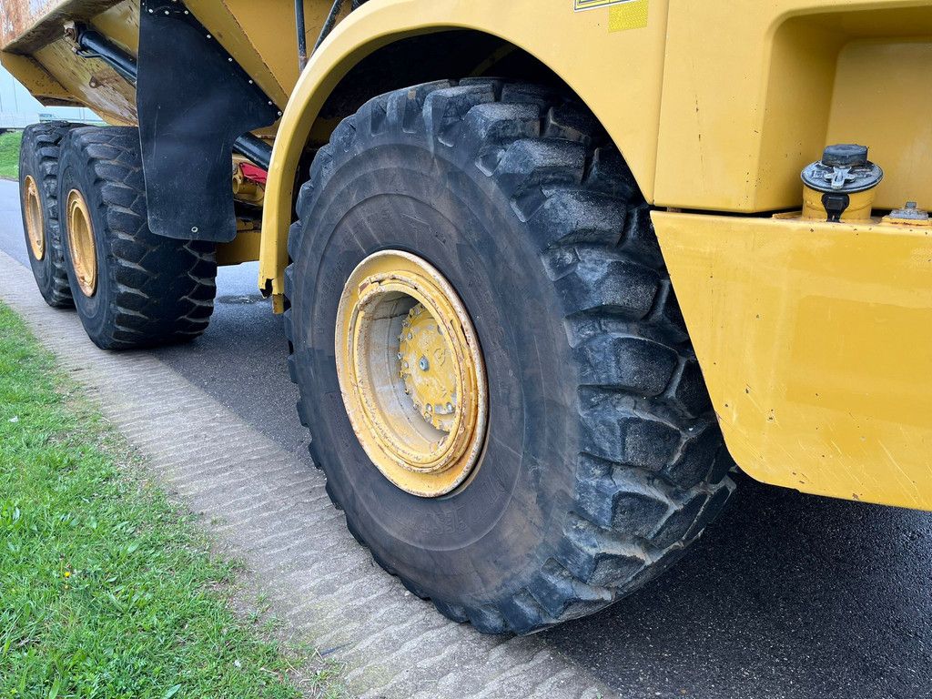 Caterpillar 740B