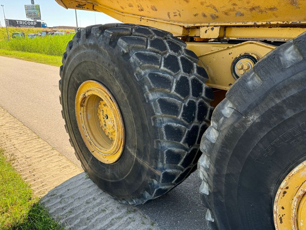 Caterpillar 740B