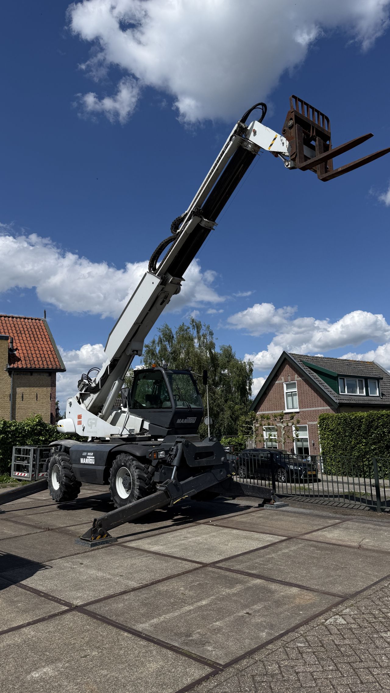 Manitou MRT1850.