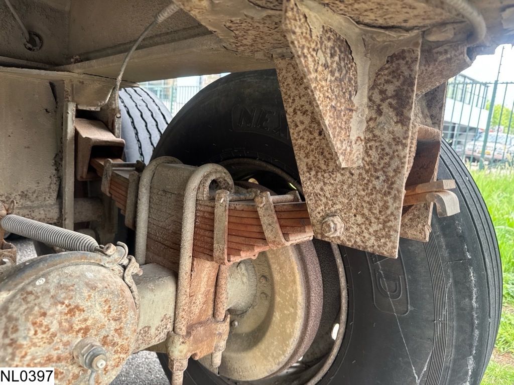 Benalu kipper Leaf springs, Drum brakes