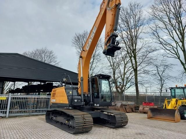 CASE Construction CX210E