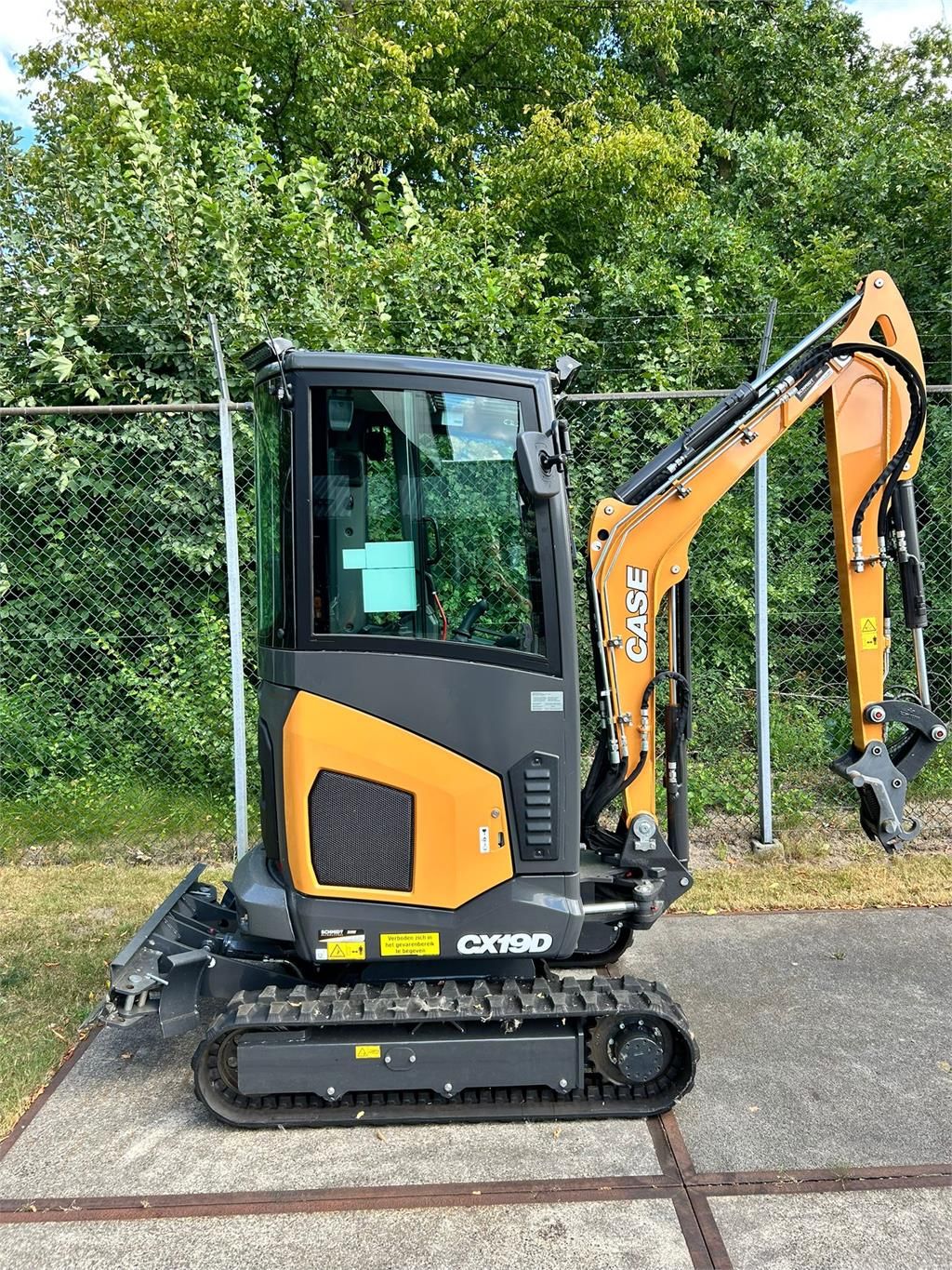 CASE Construction CX19D