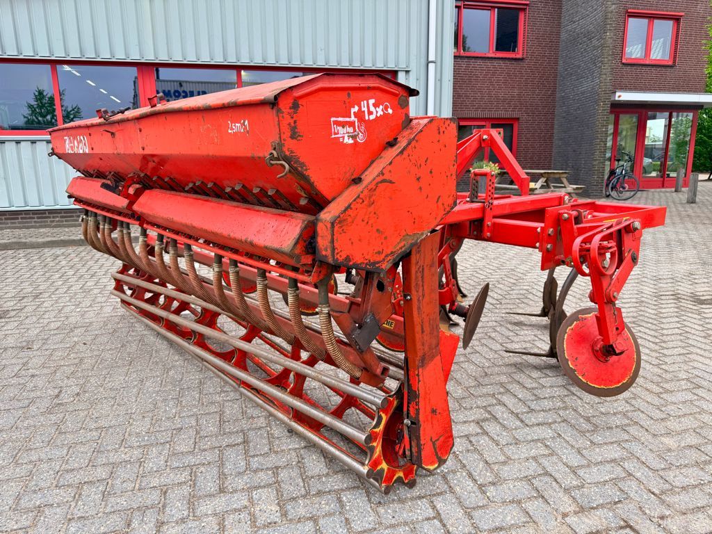 Knoche SG- M730 S Cultivator + Saxonia Zaaier