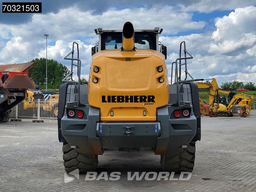 Liebherr L580