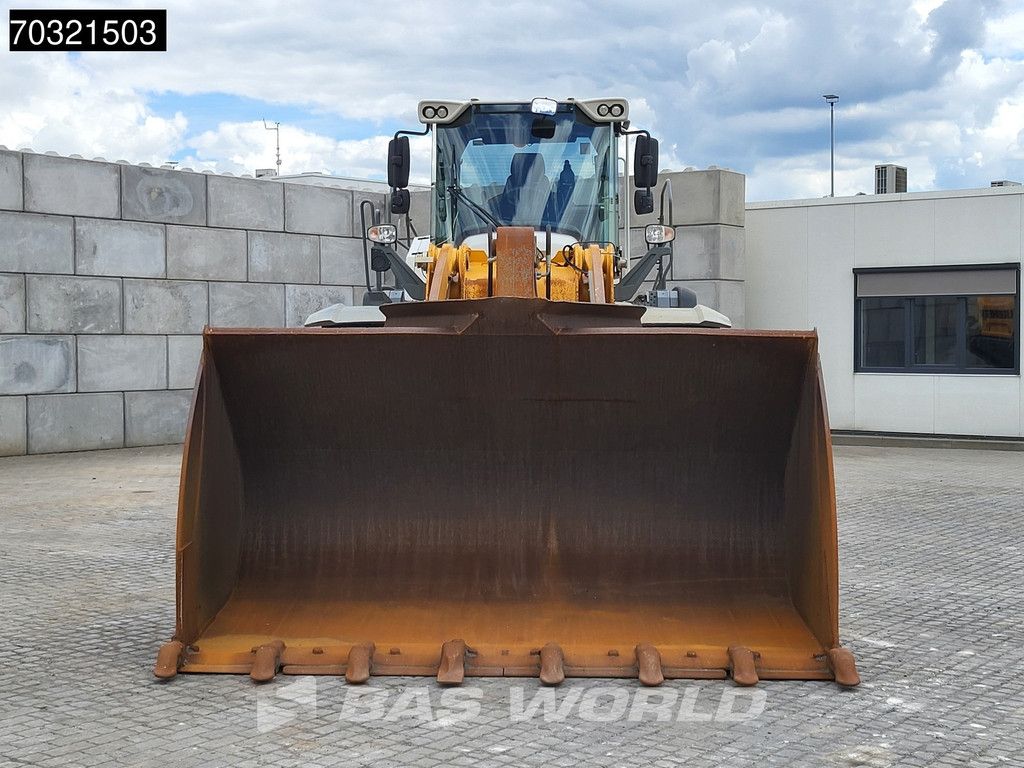 Liebherr L580