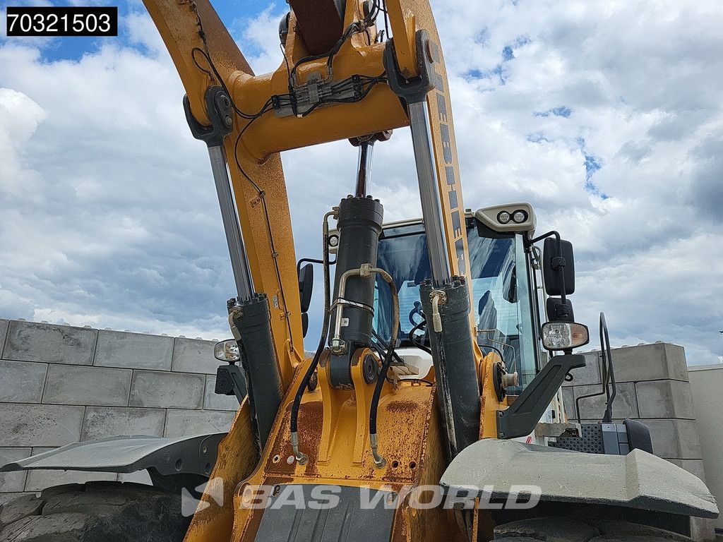 Liebherr L580