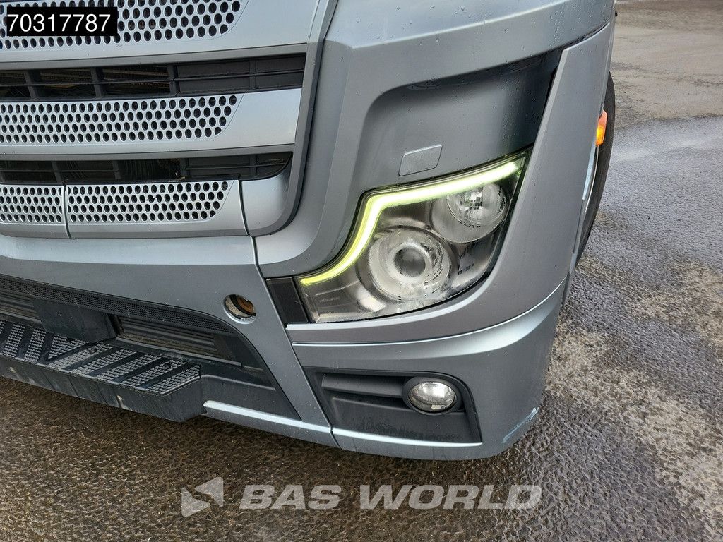 Mercedes Actros 1945 4X2 GigaSpace Xenon Standklima ACC Navi