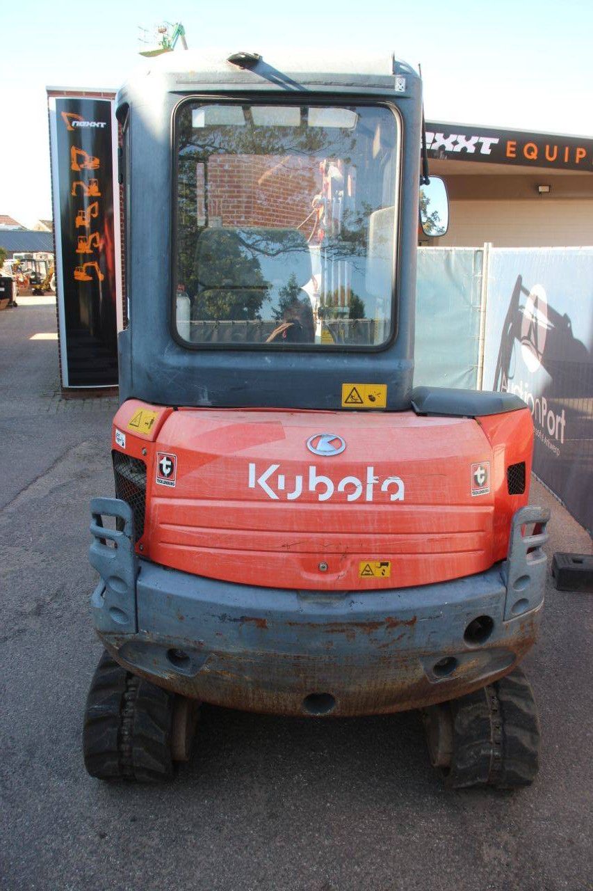 Rupsgraafmachine Kubota 3&alpha;3 Diesel 23kW 2013