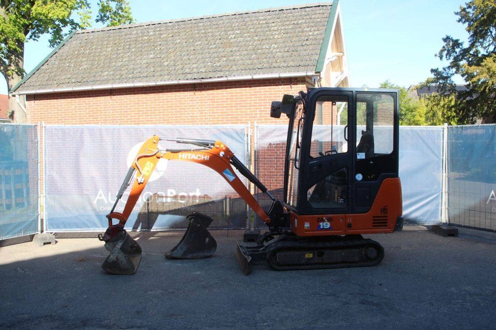 Minigraver Hitachi ZX19-6CR Diesel 11.5kW 2022