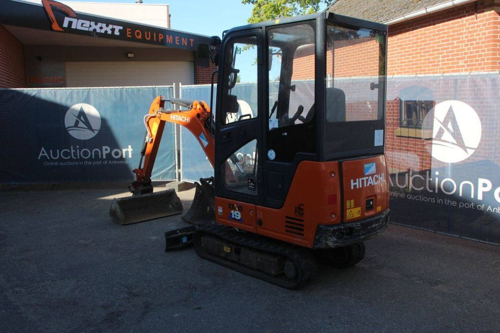 Minigraver Hitachi ZX19-6CR Diesel 11.5kW 2022