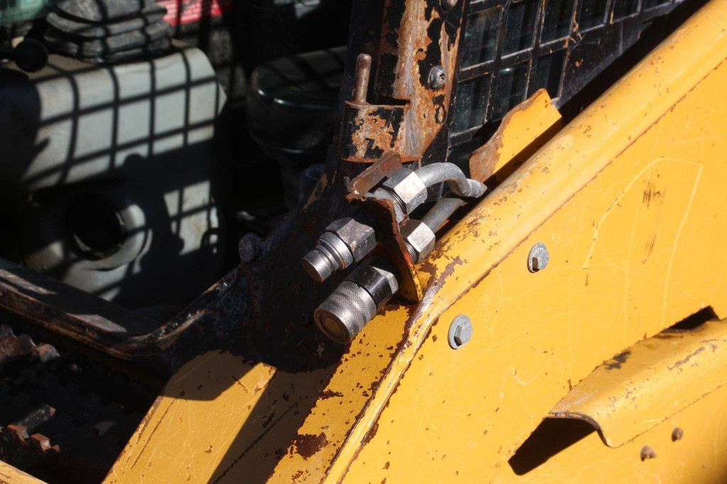 Skid steer loader Caterpillar 216B3 Diesel 36.3kW 2019