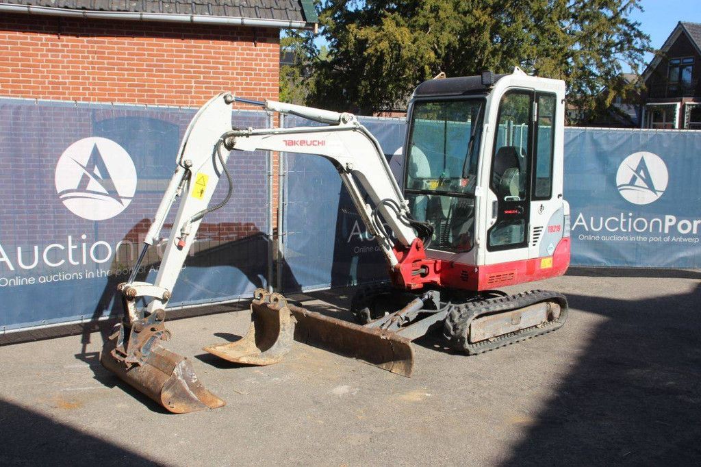 Minigraver Takeuchi TB219 Diesel 12kW 2014