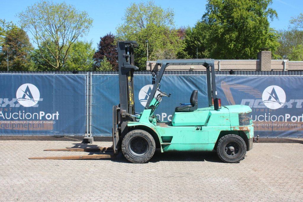 Mitsubishi FG40 Diesel-Gabelstapler 3900 kg