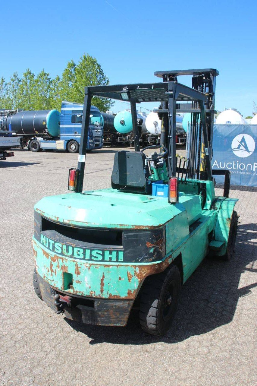 Mitsubishi FG40 Diesel-Gabelstapler 3900 kg