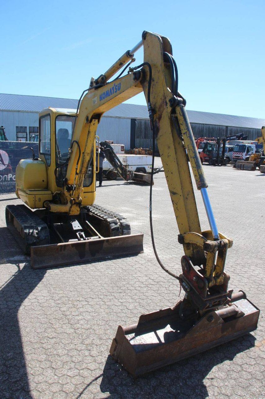 Raupenbagger Komatsu PC45R-8 Diesel 28,3 kW 2003