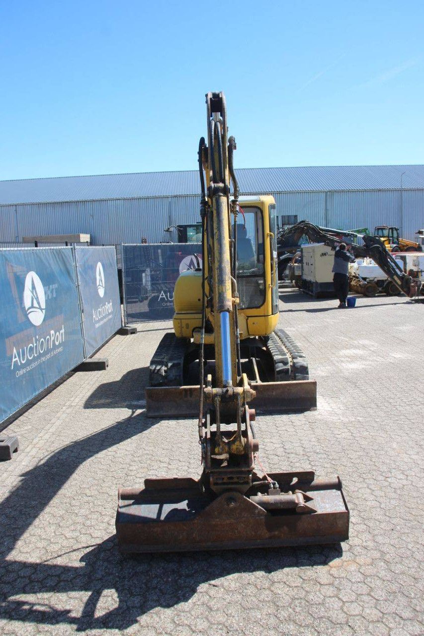 Raupenbagger Komatsu PC45R-8 Diesel 28,3 kW 2003