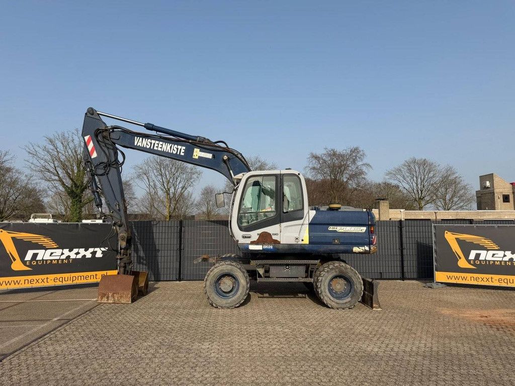 New Holland Kobelco MH PLUS C Diesel-Mobilbagger 112 kW 2006