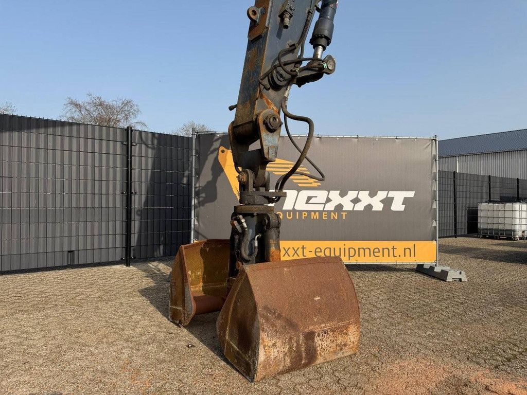 New Holland Kobelco MH PLUS C Diesel-Mobilbagger 112 kW 2006