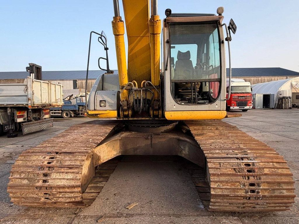 New Holland Kobelco E215 Diesel-Raupenbagger 119 kW 2006