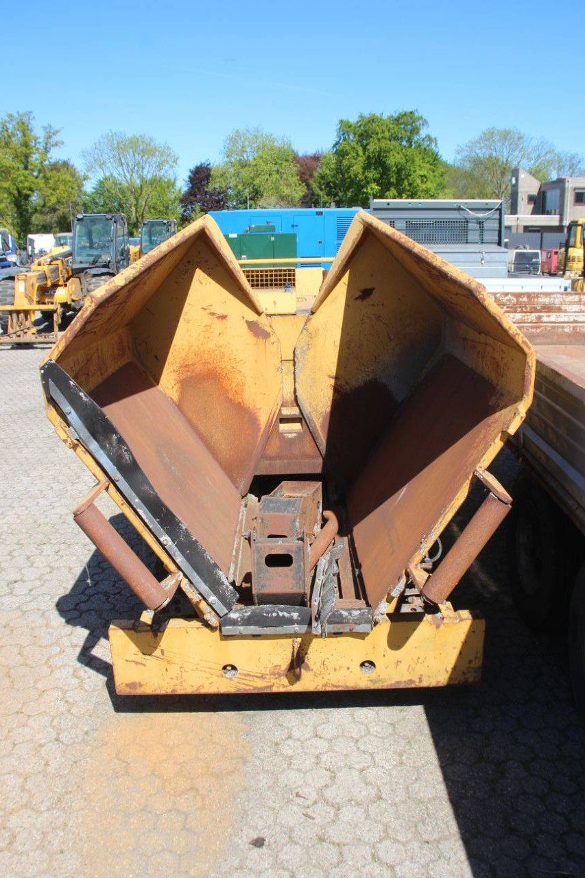 Asphalt machine Caterpillar BB-621C 25.3kW 2008