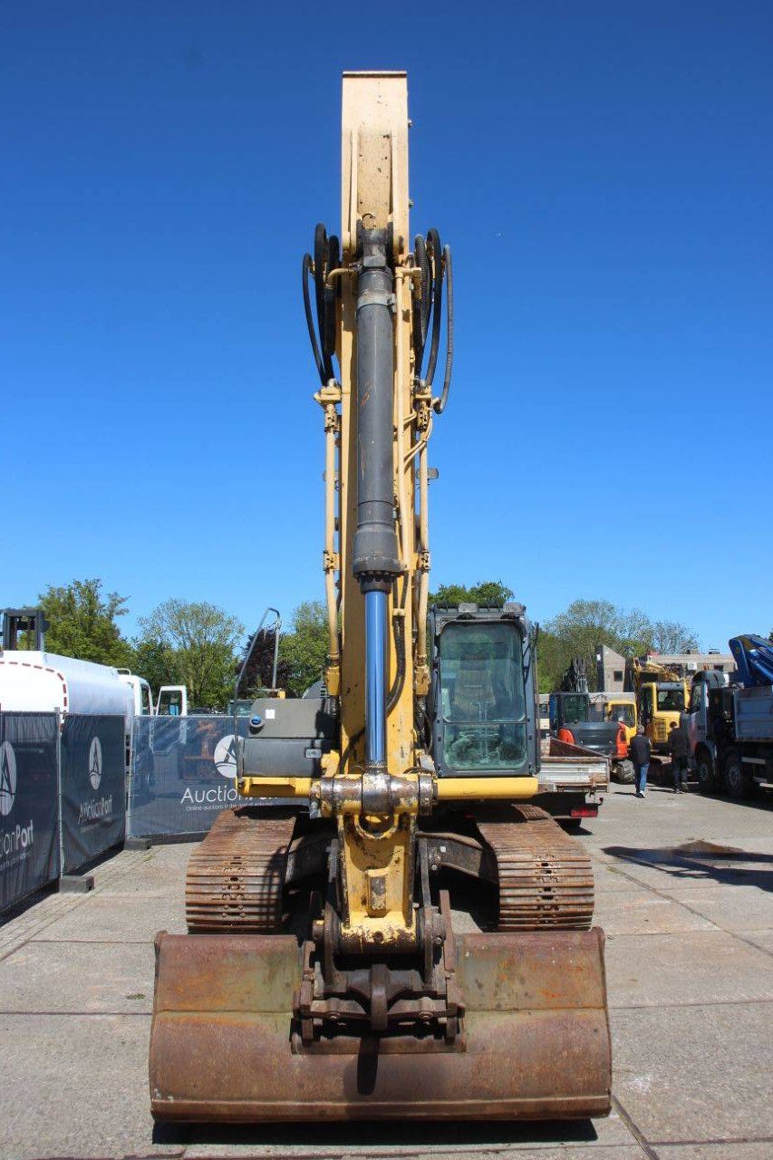 Rupsgraafmachine New Holland Kobelco E265C Diesel 143kW 2011