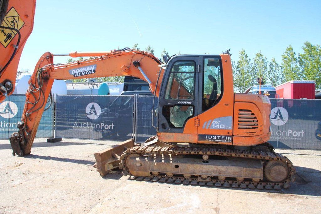 Doosan DX140LCR Diesel-Raupenbagger 81 kW 2013