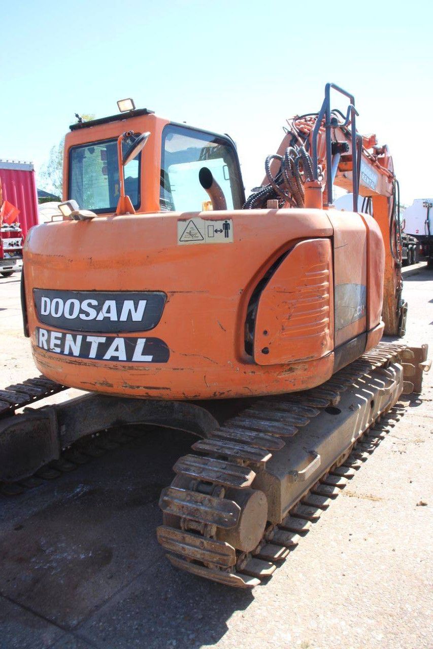 Doosan DX140LCR Diesel-Raupenbagger 81 kW 2013