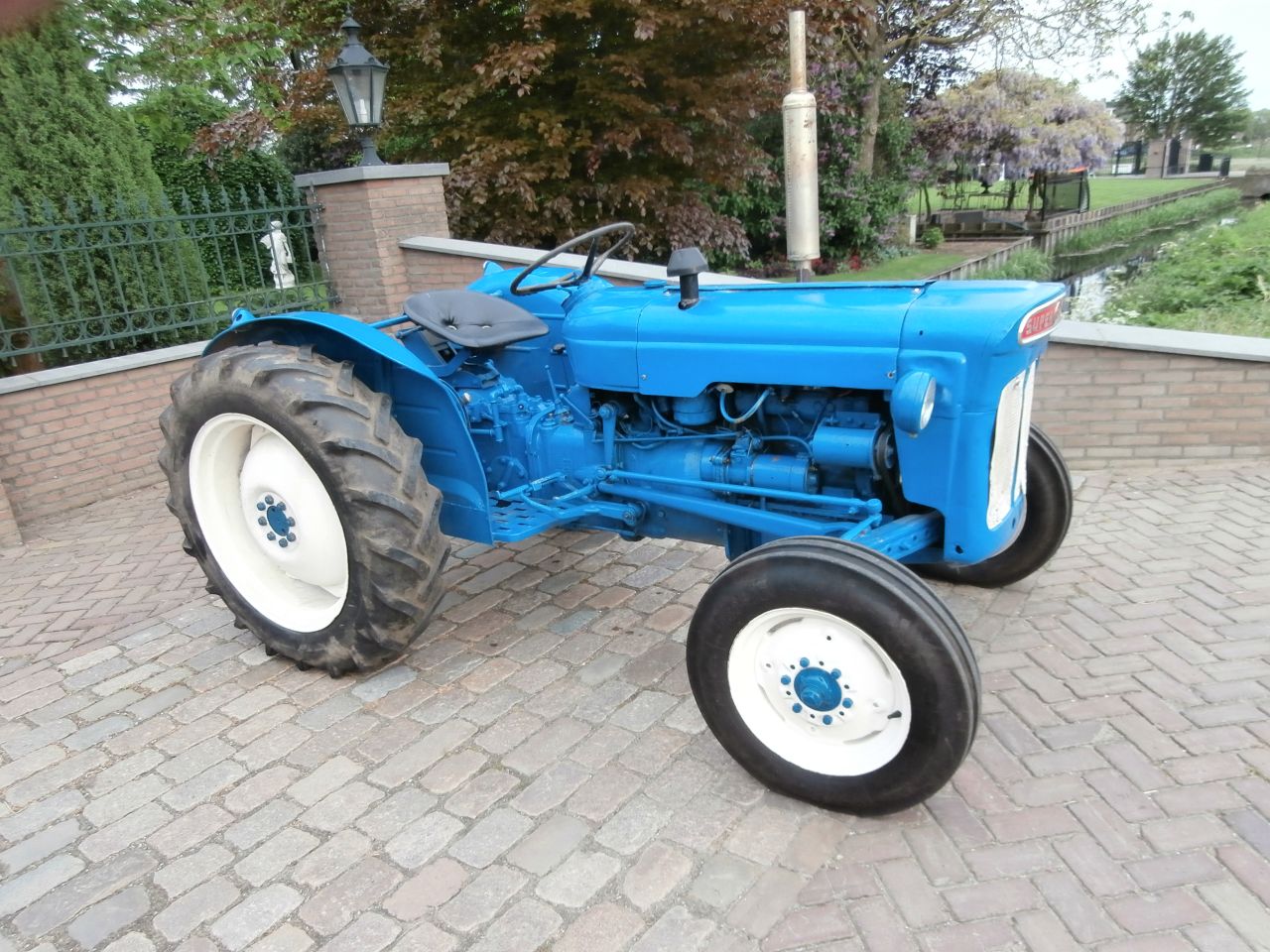 FordsonSuper Dexta 1958 doordraaiende aftakas kenteken opknapper