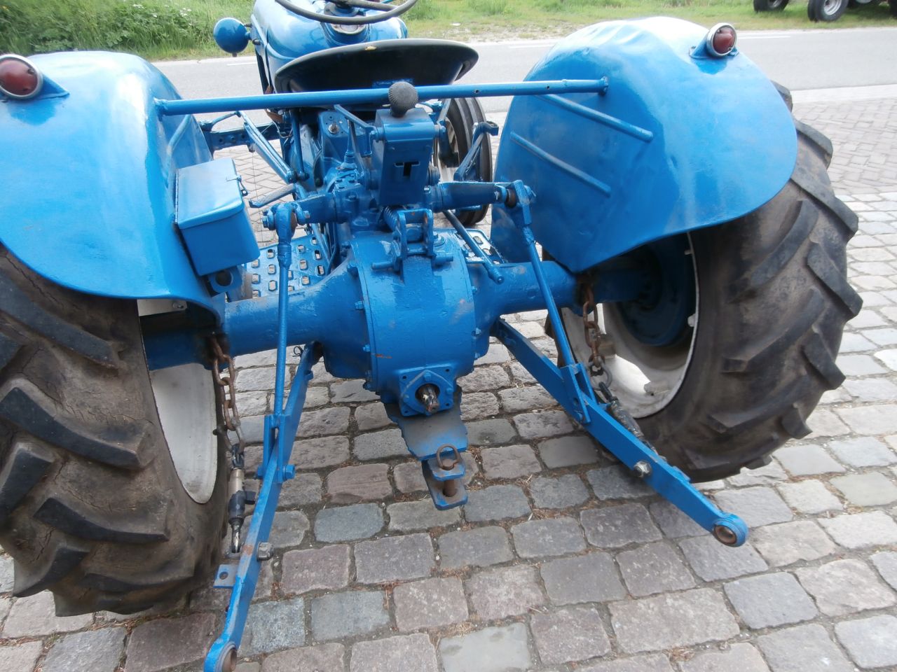 FordsonSuper Dexta 1958 doordraaiende aftakas kenteken opknapper