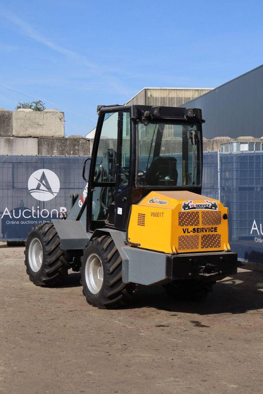 Giant V6001T-CAB Diesel Wheel Loader 44kW 2006
