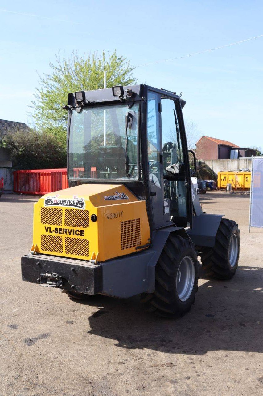 Giant V6001T-CAB Diesel Wheel Loader 44kW 2006