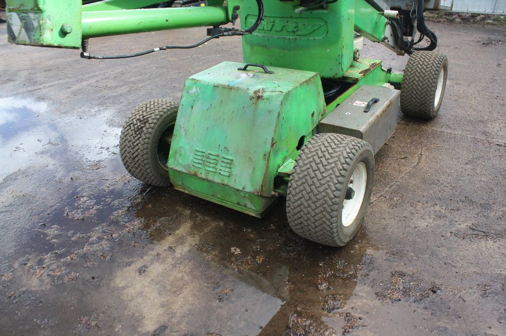 Niftylift HR12 NDE Gelenkteleskoparbeitsbühne Elektro+Diesel 12,2 m 2008