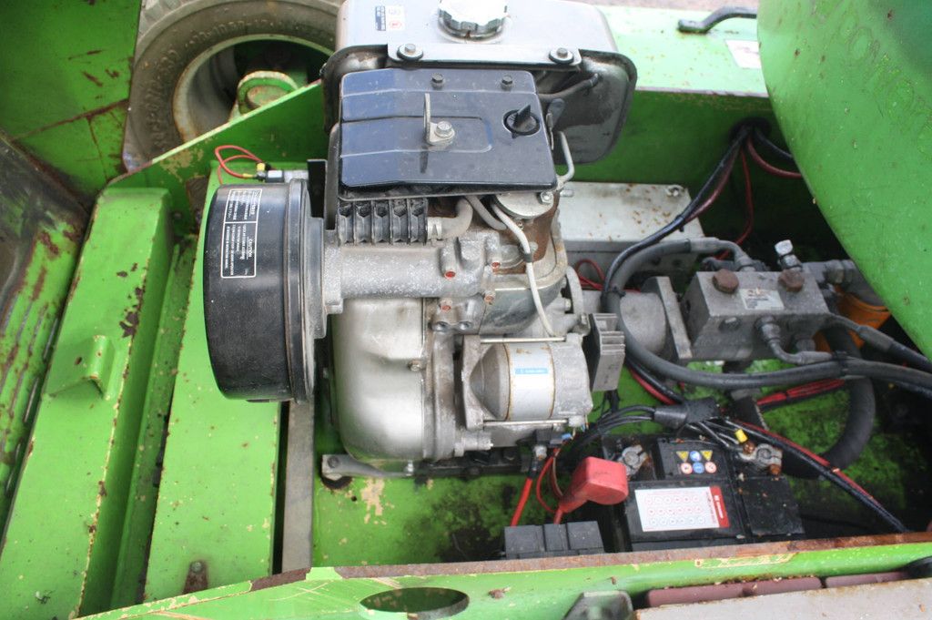 Niftylift HR12 NDE Gelenkteleskoparbeitsbühne Elektro+Diesel 12,2 m 2008
