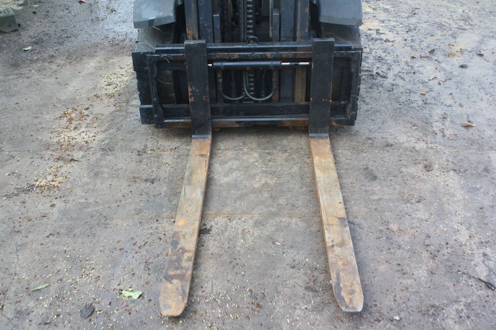 Linde H25D-02 Diesel-Gabelstapler 2500 kg 2019