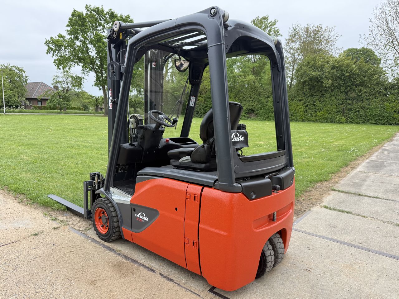 Linde E16-02 triplex mast freelift Sideshift BJ2017 garantie