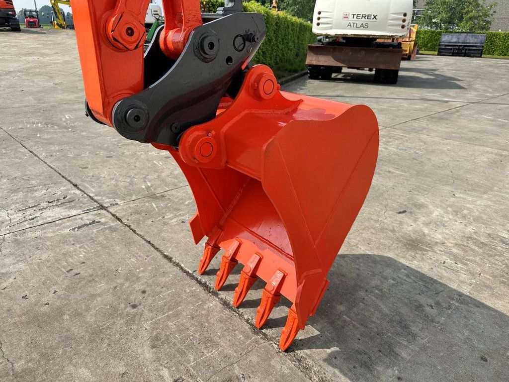 Midi-Bagger Kubota KX155-3SZ