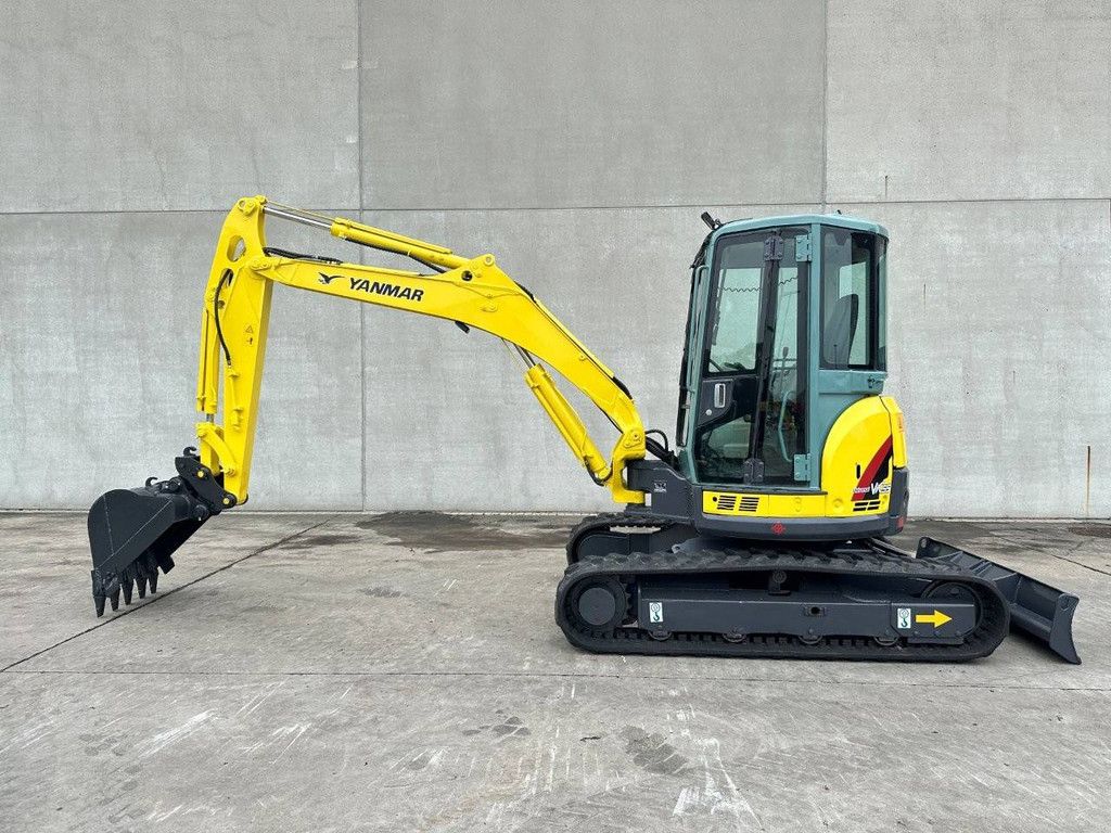 Midi excavator Yanmar VIO55-5B Diesel 2012