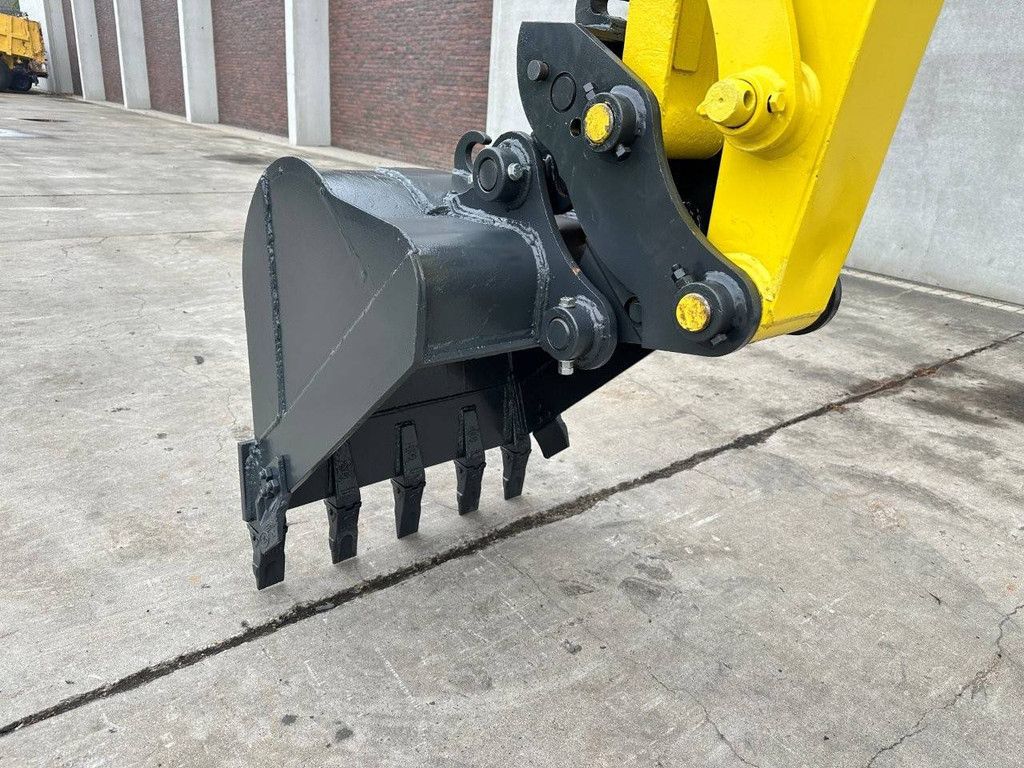 Midi excavator Yanmar VIO55-5B Diesel 2012