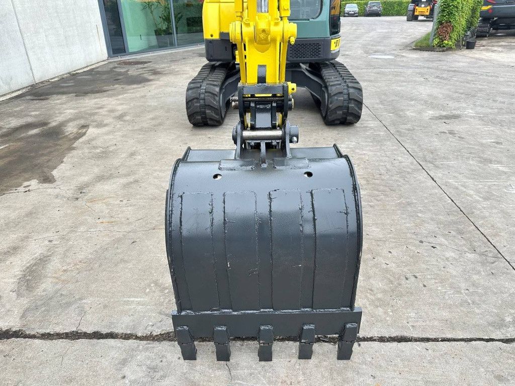 Midi excavator Yanmar VIO55-5B Diesel 2012