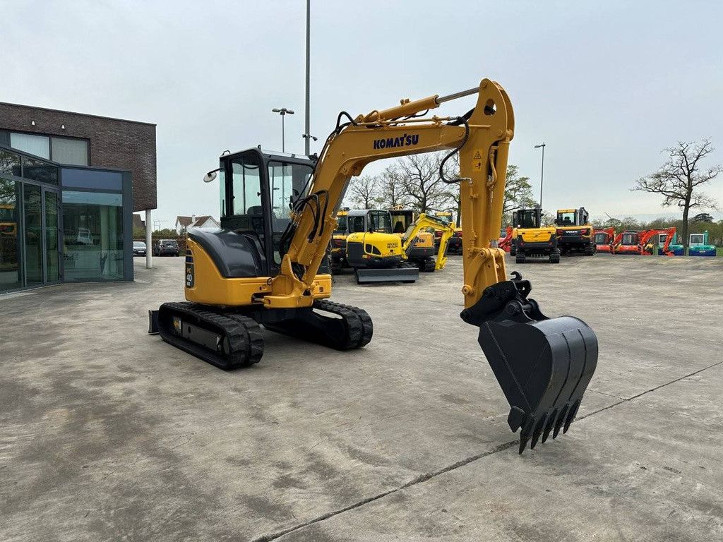 Midi excavator Komatsu PC40MR-2 Diesel 2010