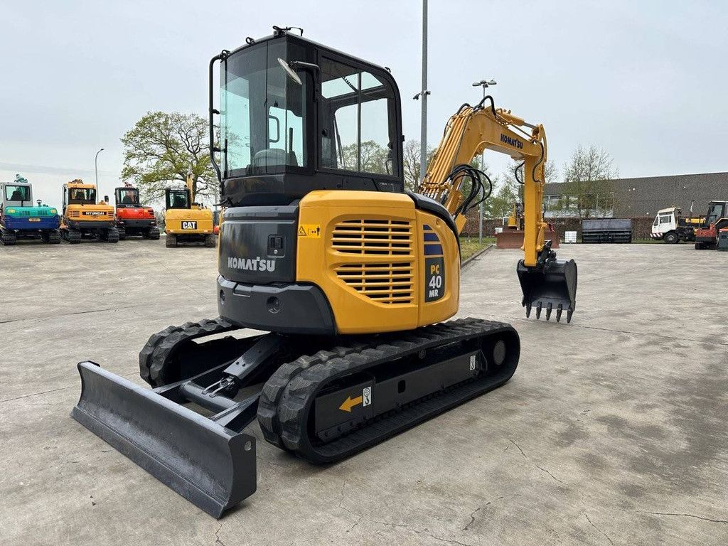 Midi excavator Komatsu PC40MR-2 Diesel 2010