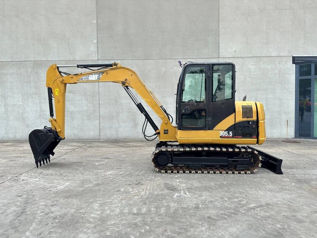 Crawler excavator Caterpillar 305.5 Diesel 2013