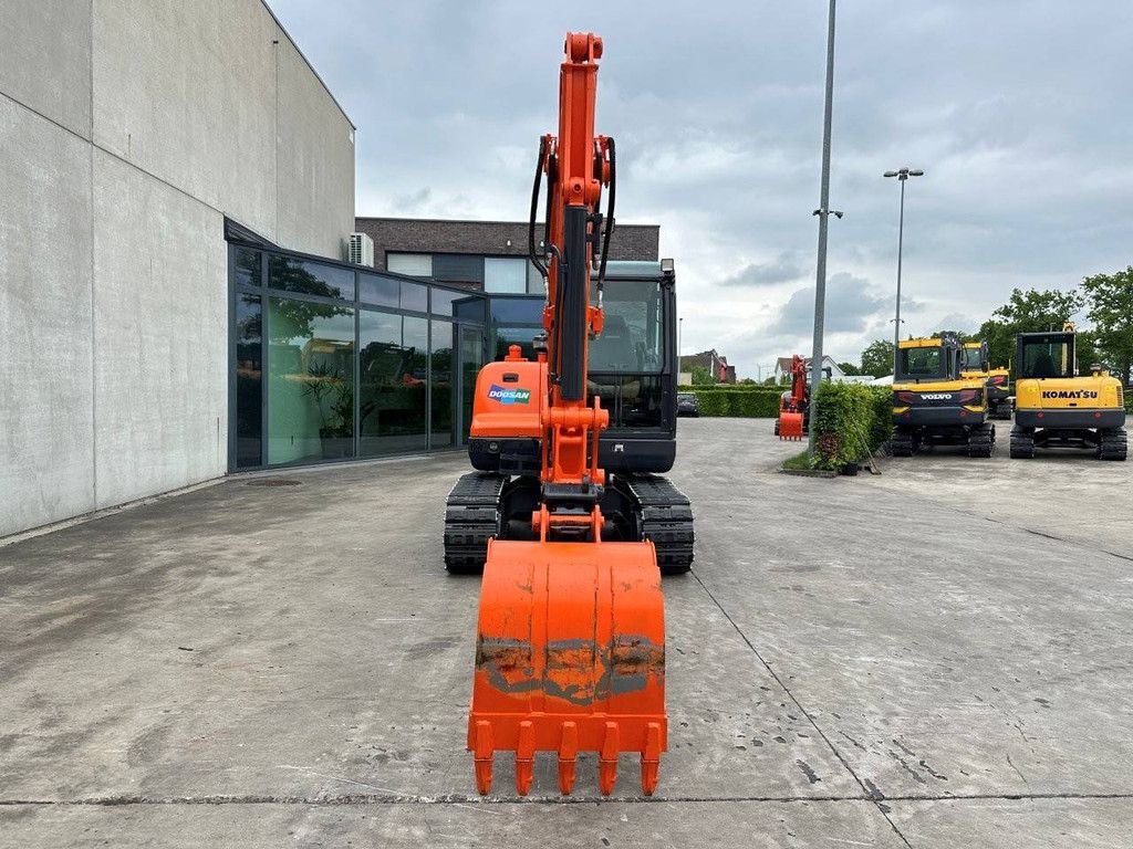 Doosan DX55-9C Diesel-Raupenbagger 2018